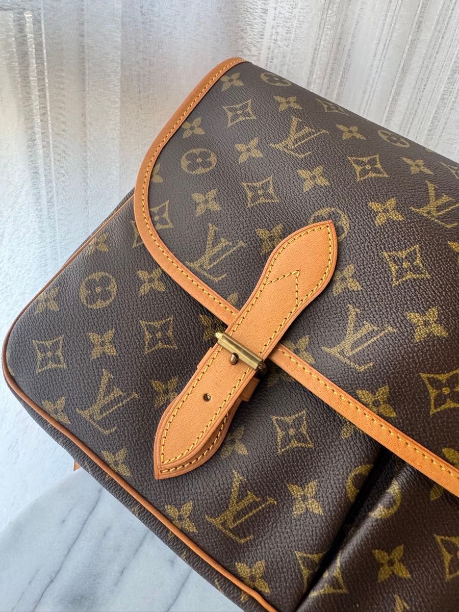 超美品 ルイヴィトン モノグラム ジベシエールGM ショルダーバッグ