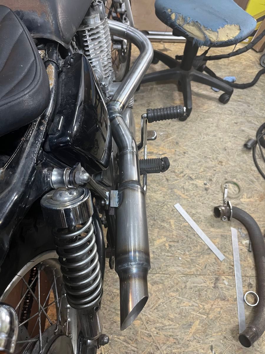 sr400 sr500用 アップマフラーワンオフ品 スチール チョッパー ボバー