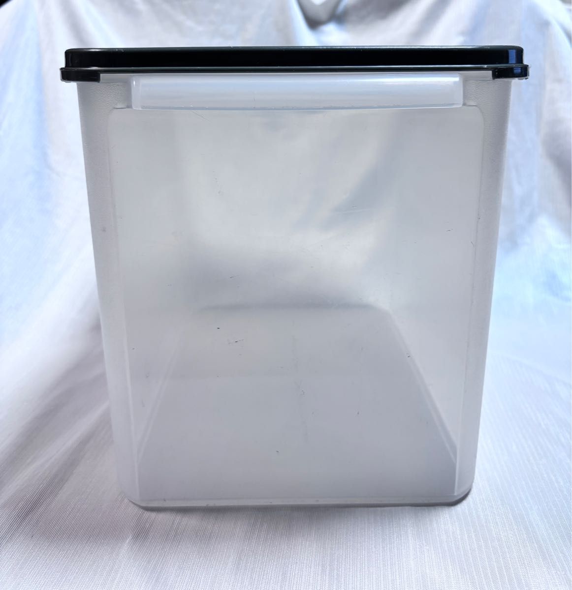 Tupperware タッパーウェア 12リットルキーパー 米びつ ライスキーパー