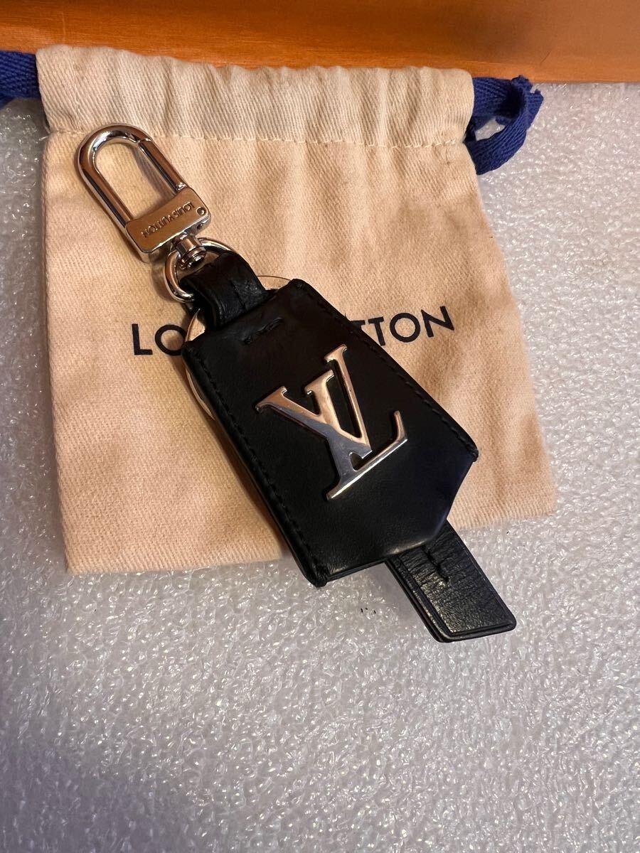 人気 美品 ルイ ヴィトン クロッシュ クレ キーリング 正規品 鑑定済