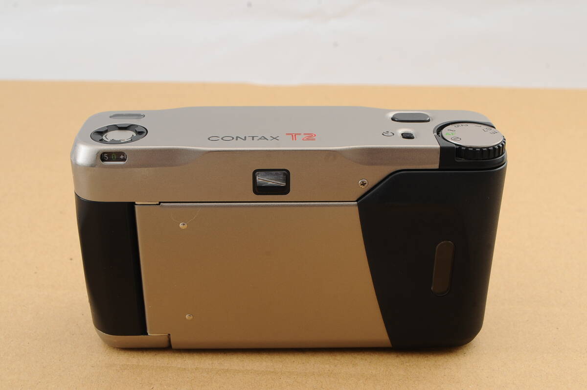 Yahoo!オークション - CONTAX T2 コンタックス T2 ケース 箱付き #2181