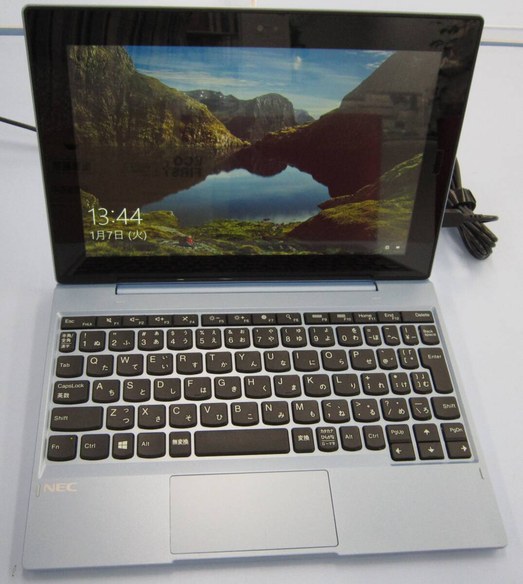 Yahoo!オークション - LAVIE First Mobile ライトブルー ［PC-FM150PAL