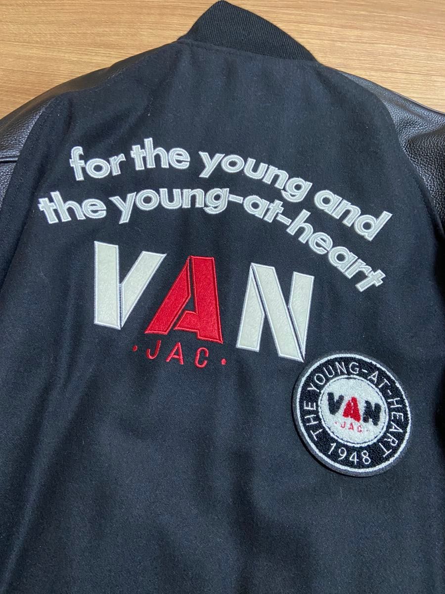 VAN JACKET スタジャン 2023年オーダー 黒 サイズM アーチロゴ