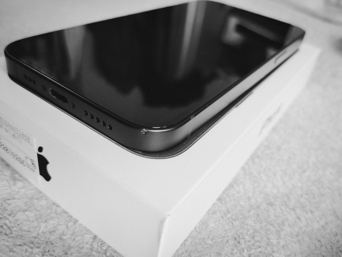 iPhone 13 128GB SIMフリーバッテリー100%限定保証2025/5/6まで｜Yahoo