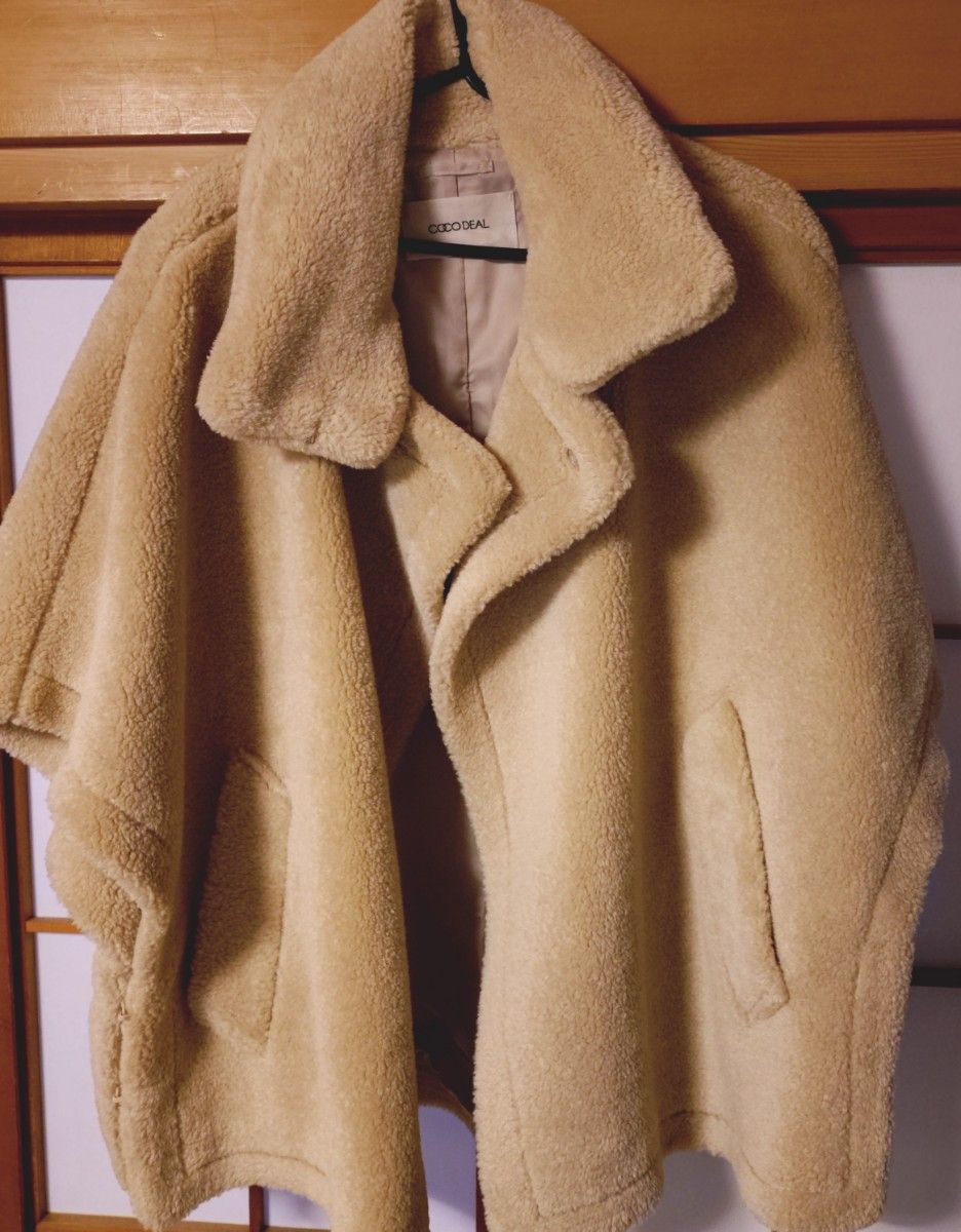 ココディール ボアポンチョコート ベージュ ケープ 人気 可愛い 正規店