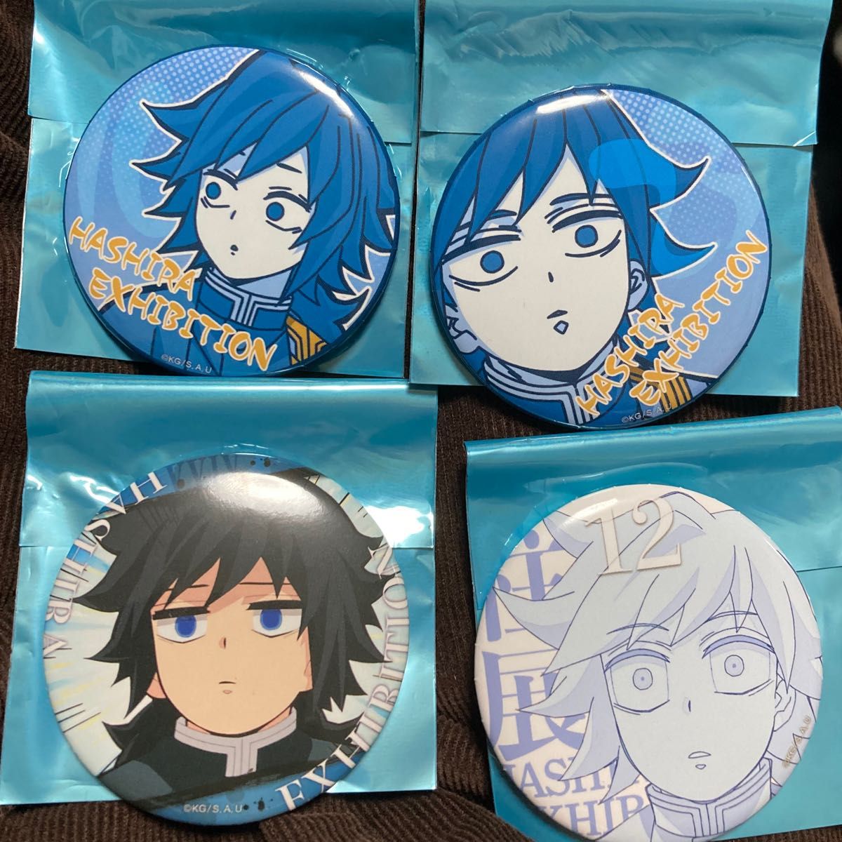 柱百景 エモーショナル缶バッジ 冨岡義勇 10 23 12 29番 4種 エモ缶