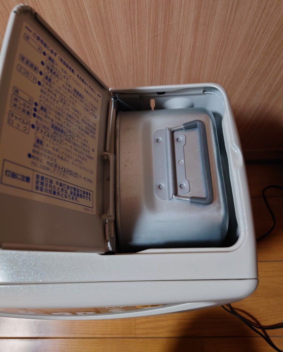 コロナ 石油ファンヒーター FH-DG3212Y｜Yahoo!フリマ（旧PayPayフリマ）