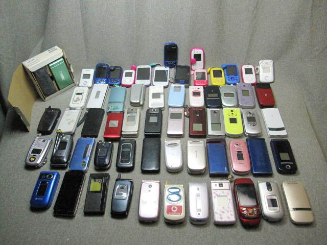 Yahoo!オークション - 【ST】ジャンク品 大量まとめ ガラケー 携帯電話