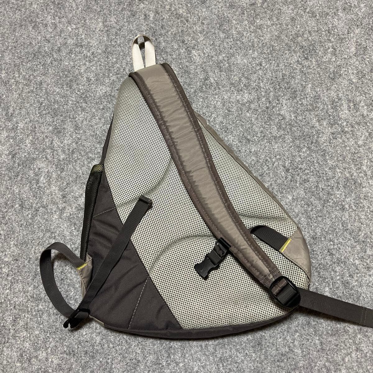 nike ワンショルダーバッグ シルバー y2k 古着 90s｜Yahoo!フリマ（旧