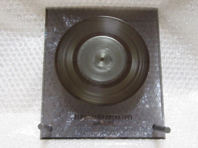 Yahoo!オークション - 中森明菜/1985 AKINA GRAND PRIX GOLD DISC/ゴー