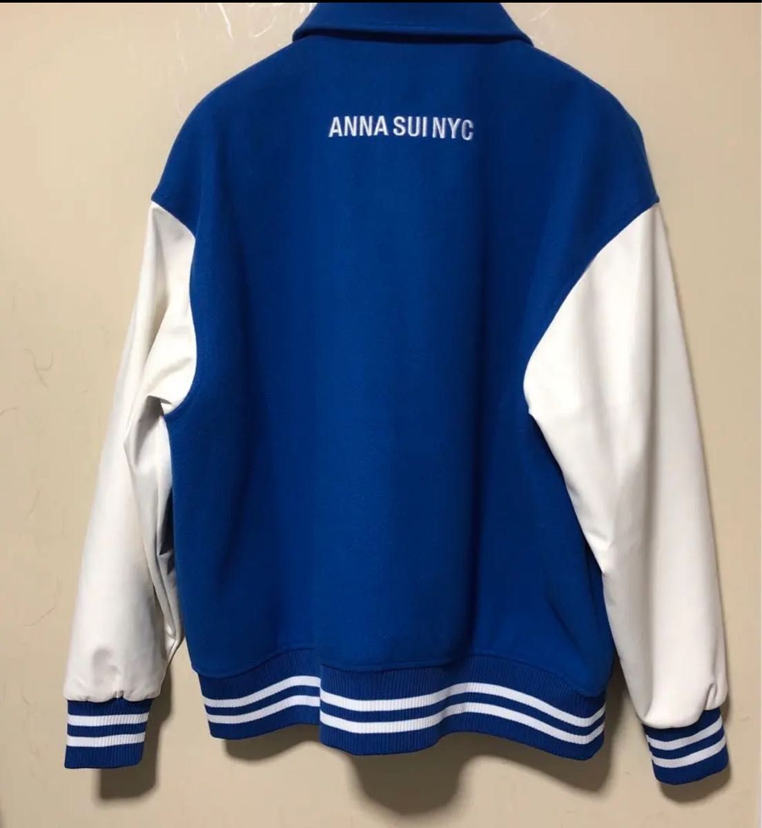 ベイビーわるきゅーれ エブリデイ スタジャン（ANNA SUI NYCコラボ