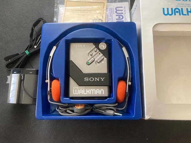 Yahoo!オークション - 即決【整備済完動品】SONY WALKMAN WM-2 ウォー