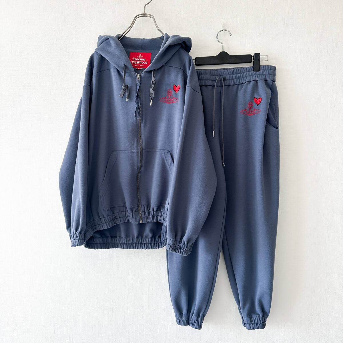 Vivienne Westwood ヴィヴィアンウエストウッド / エアーダンボール