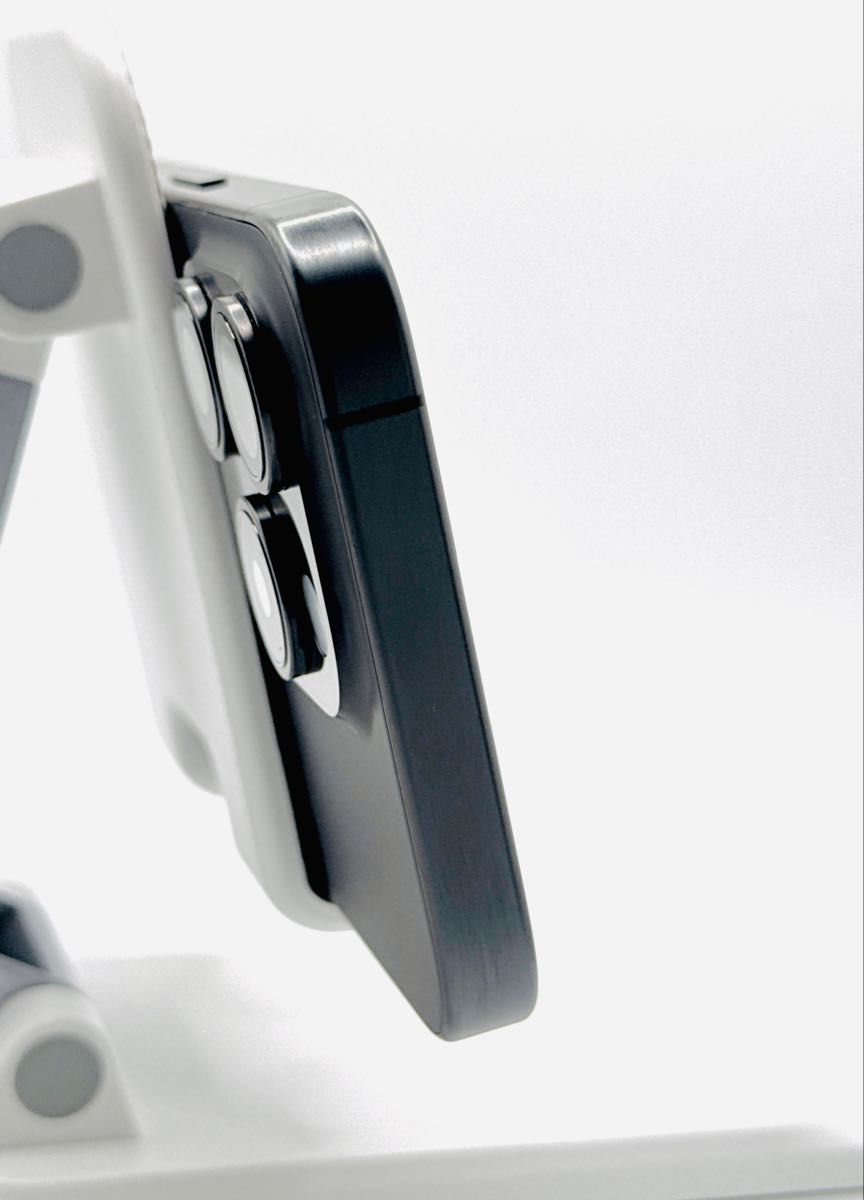 iPhone 15 Pro ブラックチタニウム 128GB SIMフリー バッテリー98