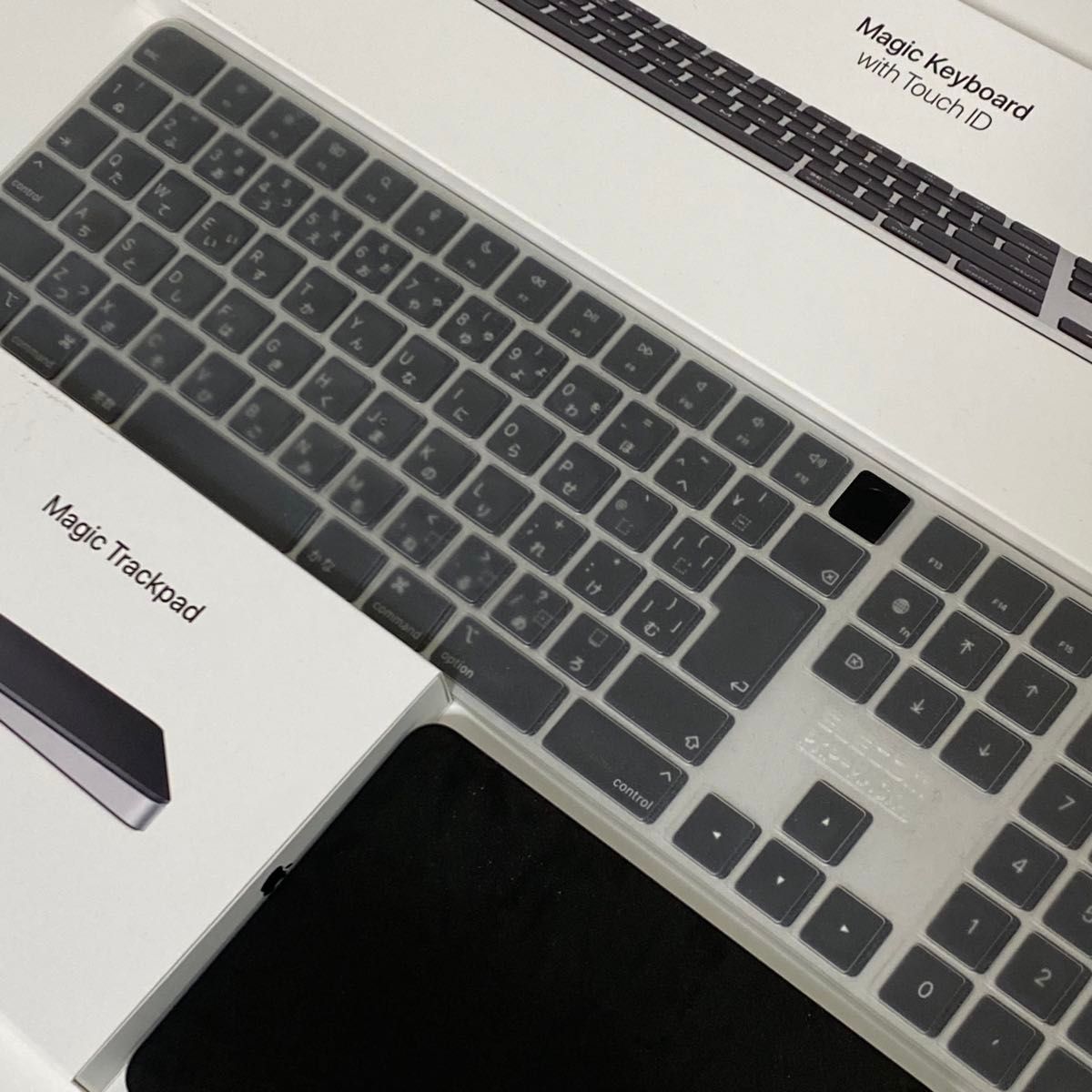Apple Magic Keyboard Touch ID 日本語テンキー MMMR3J/A Trackpad