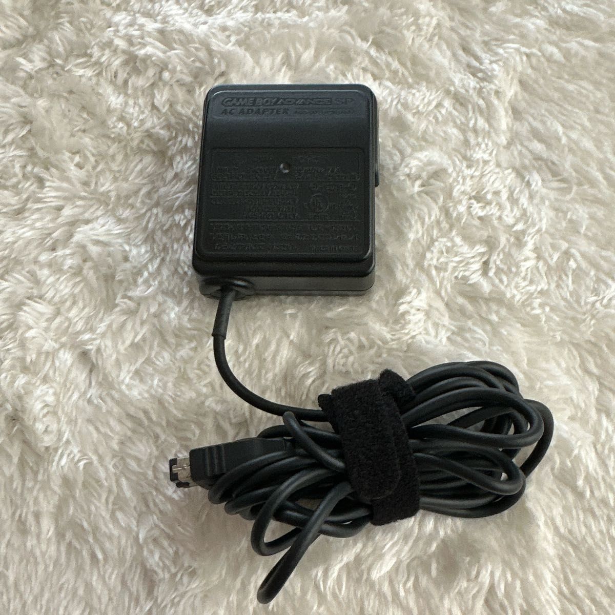 ゲームボーイアドバンスSP 本体 ブラック 純正充電器付き ソフト3本