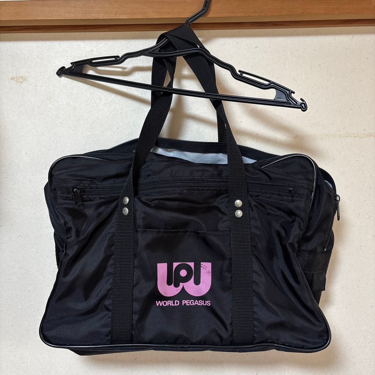 WORLD PEGASUS スクールバッグ ブラック 黒×ピンク ワールドペガサス