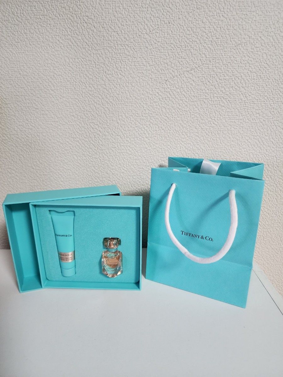 非売品】TIFFANY＆Co ティファニー ローズゴールド オードパルファム