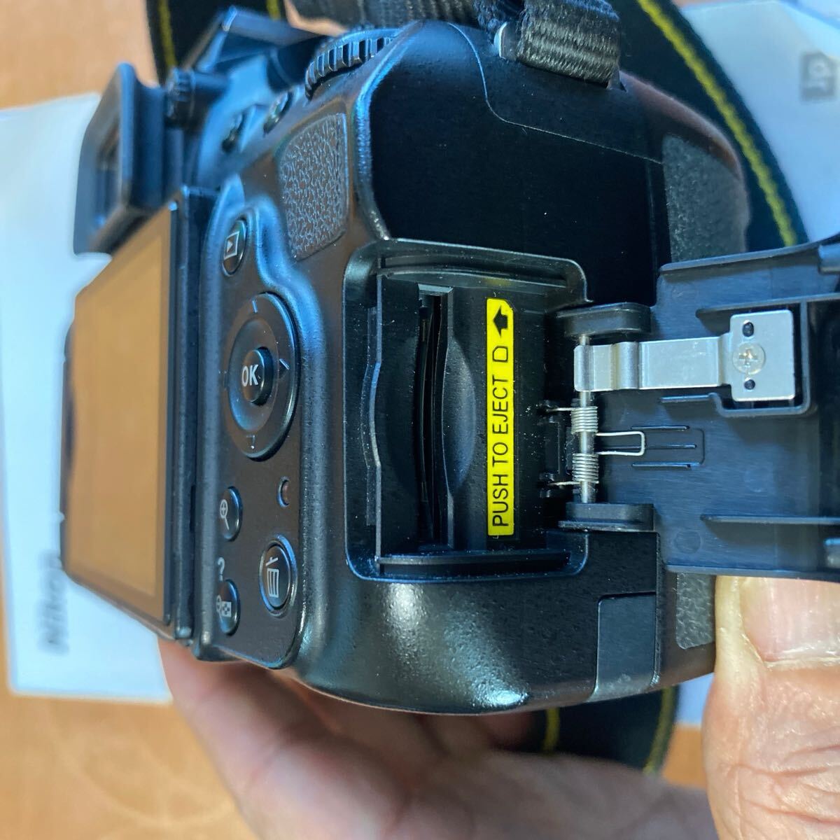 Nikon D5100ボディ 訳あり特価品 D5100 Nikon ニコン 価格 動作品