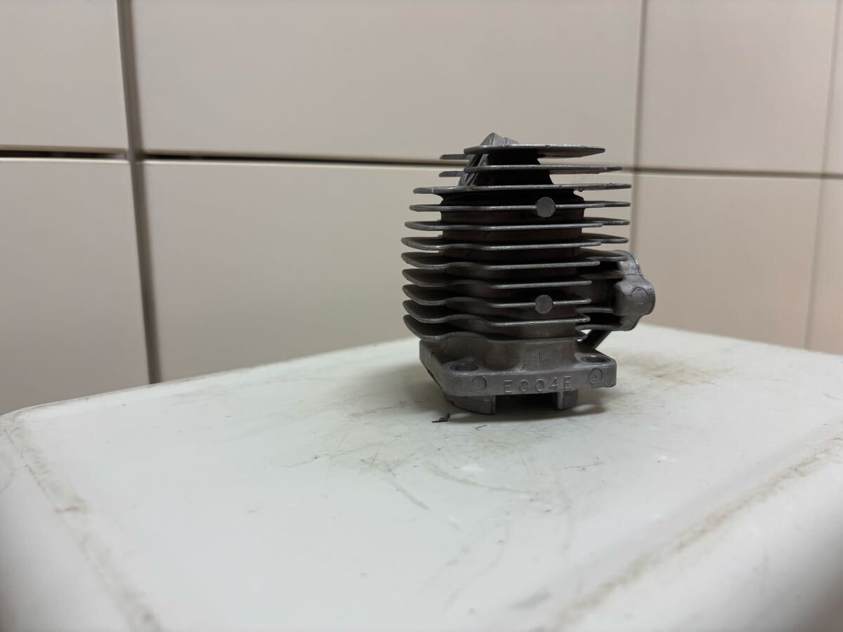 ロビンEC04・6番シリンダー EC04用シリンダー1・番ロビンエンジン