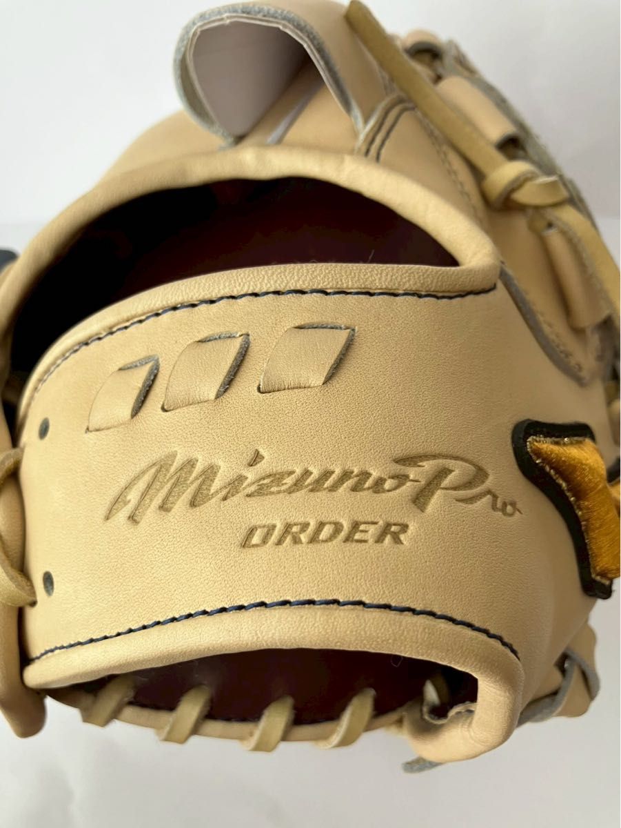 ミズノプロ 硬式 オーダー HAGA 耕作 投手用 定価71 500円 グローブ