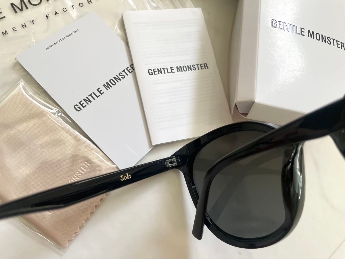 GENTLE MONSTER ブラック サングラス Solo ジェントルモンスター