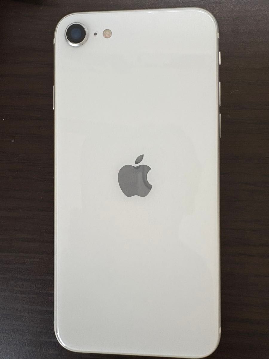 iPhonese 第二世代 ジャンク SIMフリー ホワイト｜Yahoo!フリマ（旧