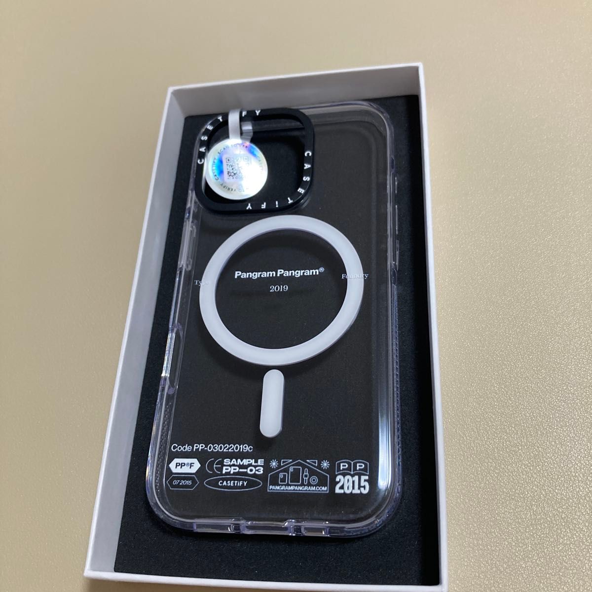 CASETiFY クリア MagSafe 対応 iPhone 16 Pro ケース PP-03 White