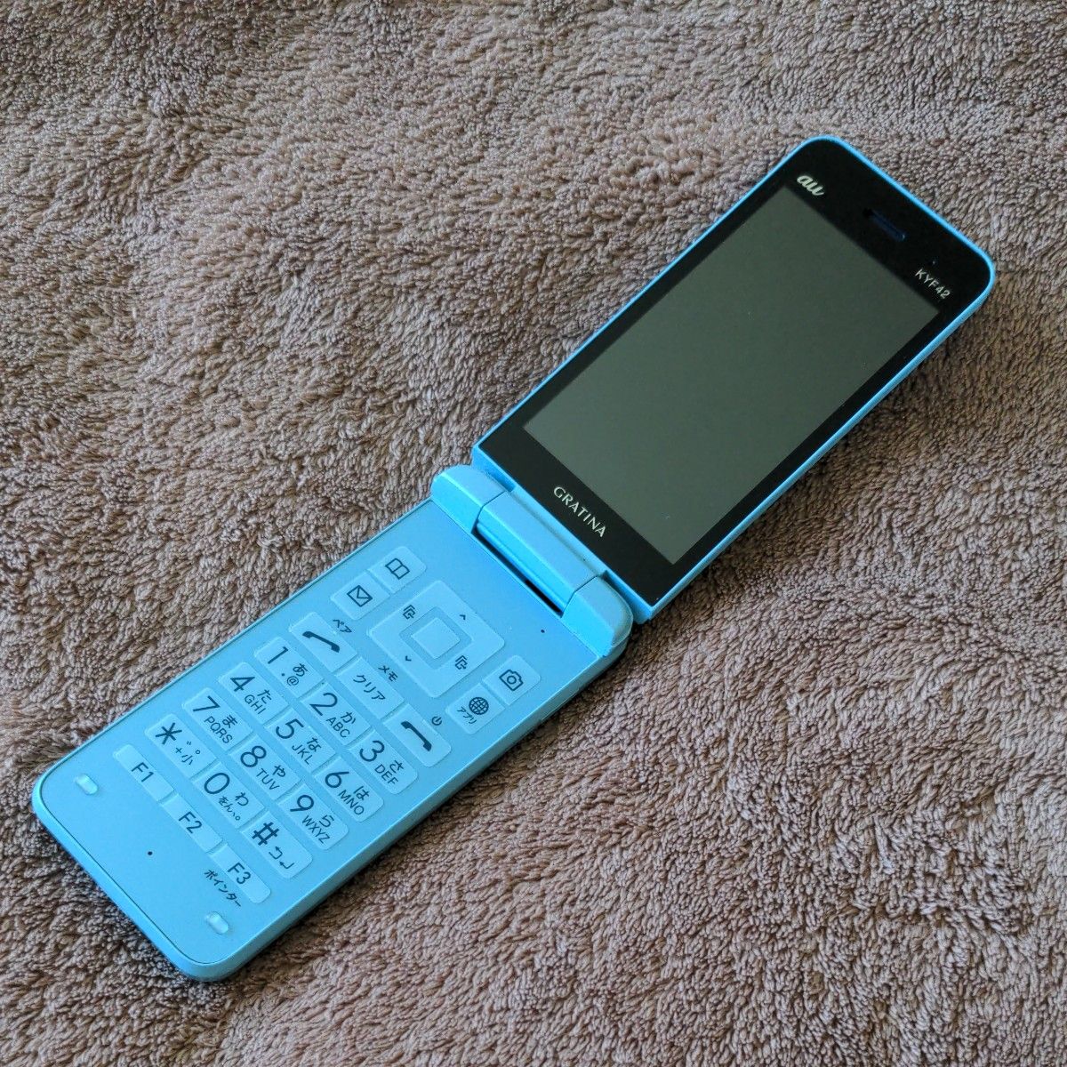 au GRATINA KYF42 ライトブルー｜Yahoo!フリマ（旧PayPayフリマ）