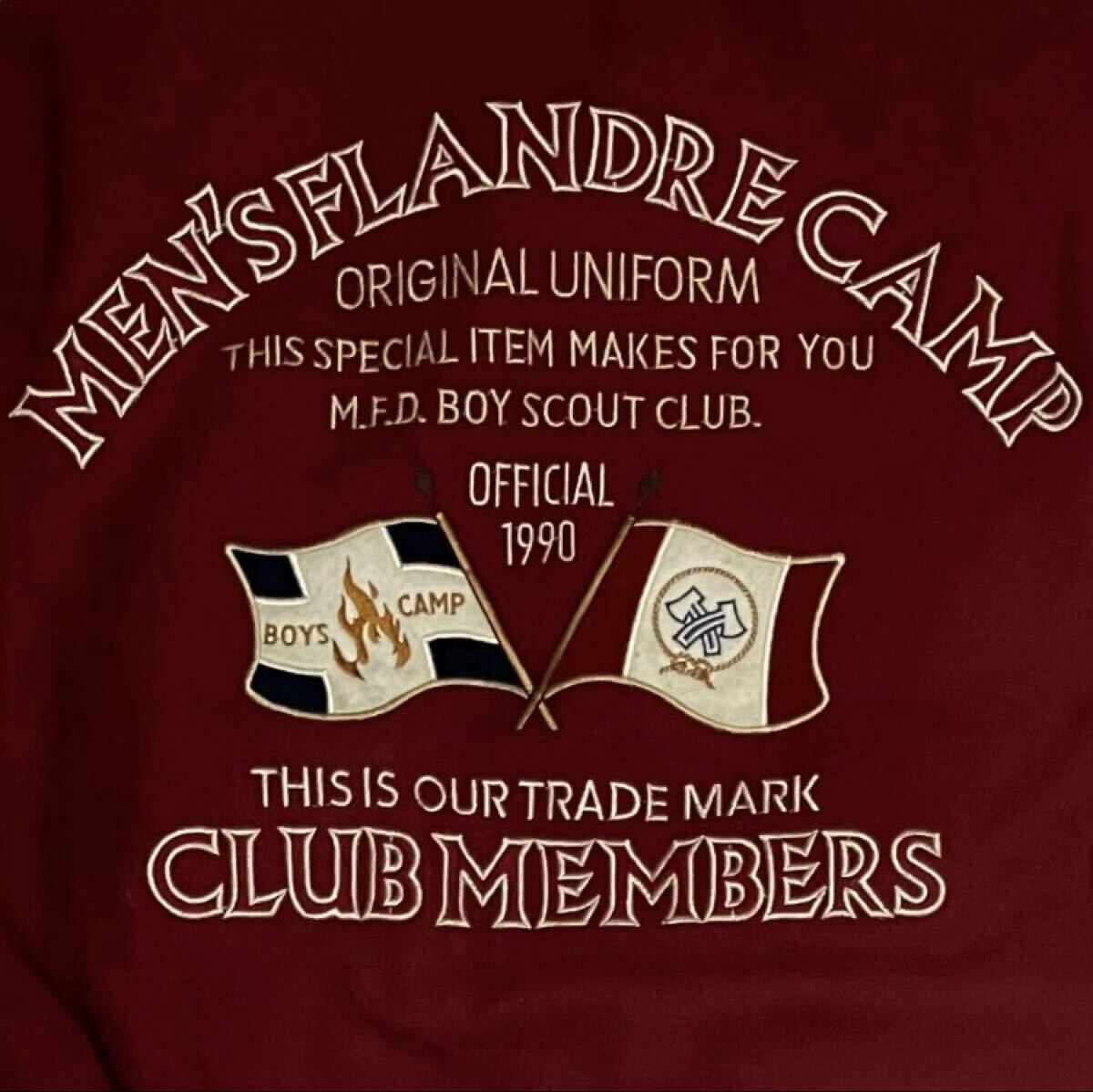 人気】FLANDRE フランドル スタジャン 牛革レザー ワッペン 刺繍ロゴ