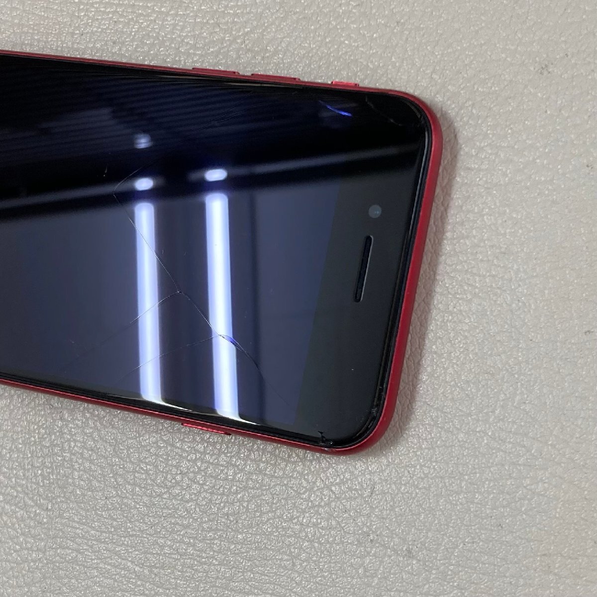 iPhoneSE3 画面傷のため ジャンク iPhoneSE3 画面傷のため ジャンク