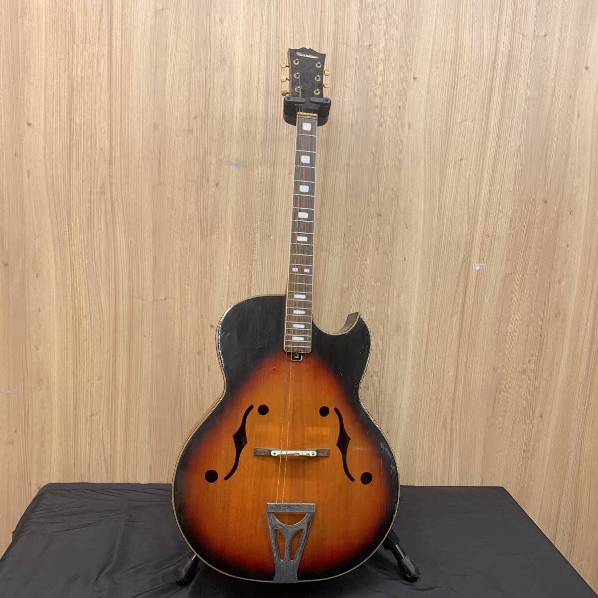 ナルダン NARDAN NO 100ピックギター ナルダン Nardan No.100 アーチ