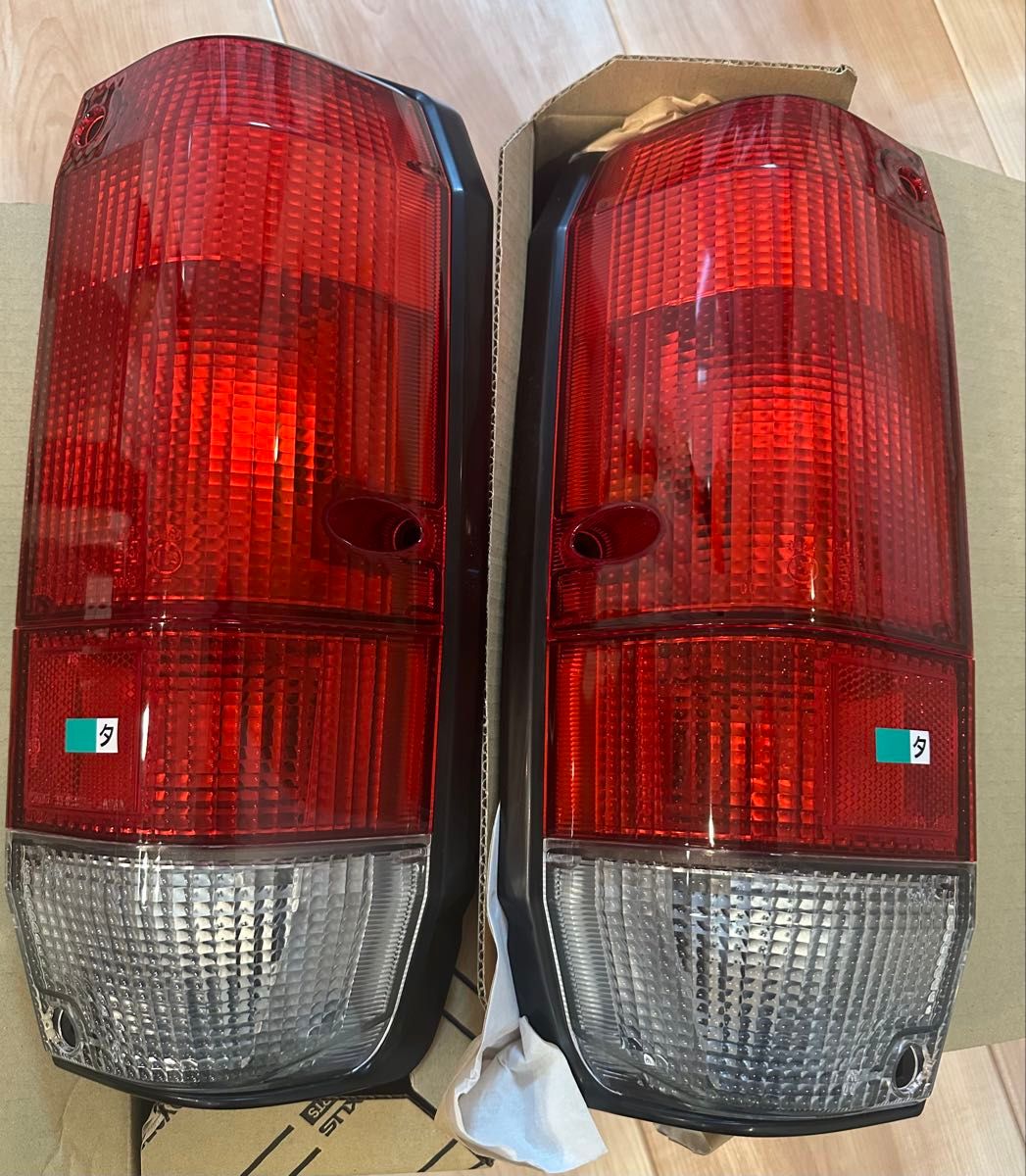 ランクル70 再販モデル用 テールランプ左右セット／オーストラリア仕様