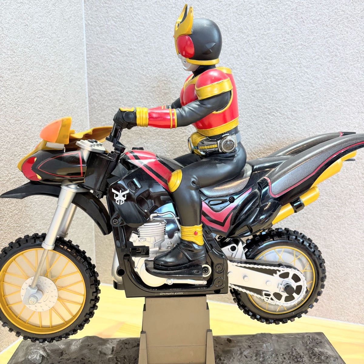 仮面ライダー クウガ ビートチェイサー2000 フィギア バンダイ