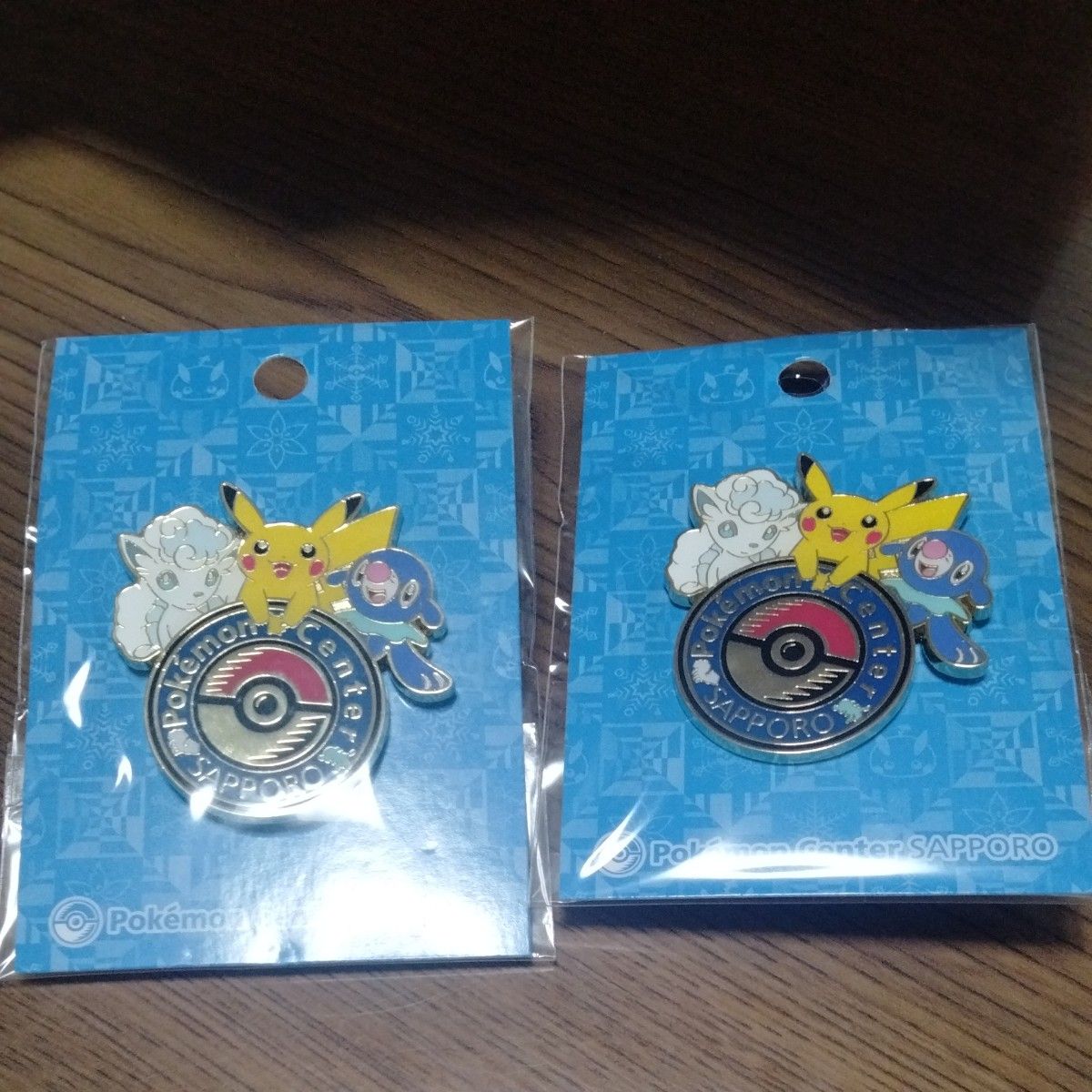 ポケモンセンター 札幌限定 ロゴピンズ ピンバッジ 2個セット サッポロ