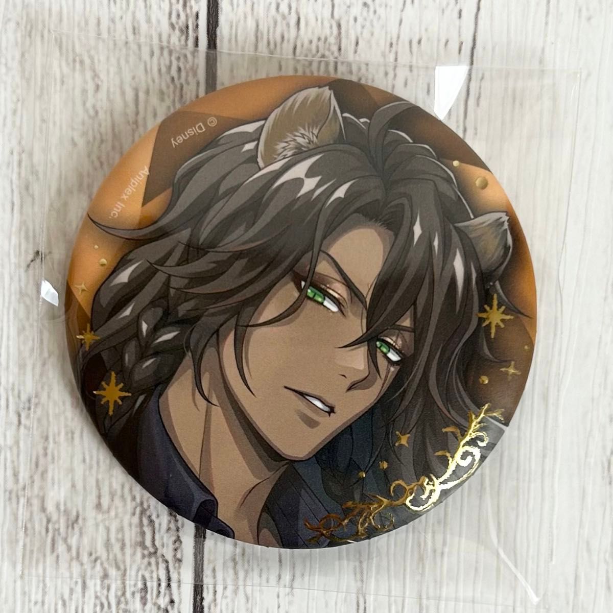 ツイステ レオナ 缶バッジ ブレイジングジュエル ポップアップ 5周年