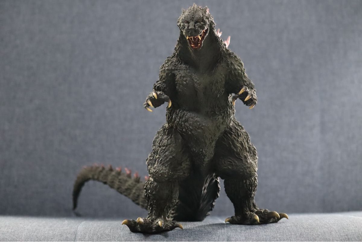 リアルマスターコレクション ゴジラ2000 ミレニアム ひな形レプリカ