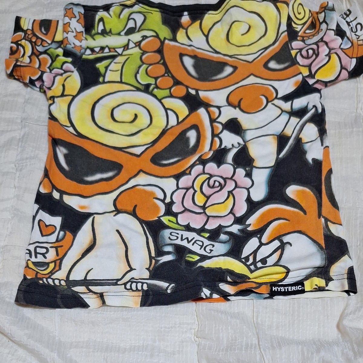 ヒステリックミニタトゥー柄半袖Tシャツ ヒスミニ 総柄｜Yahoo!フリマ