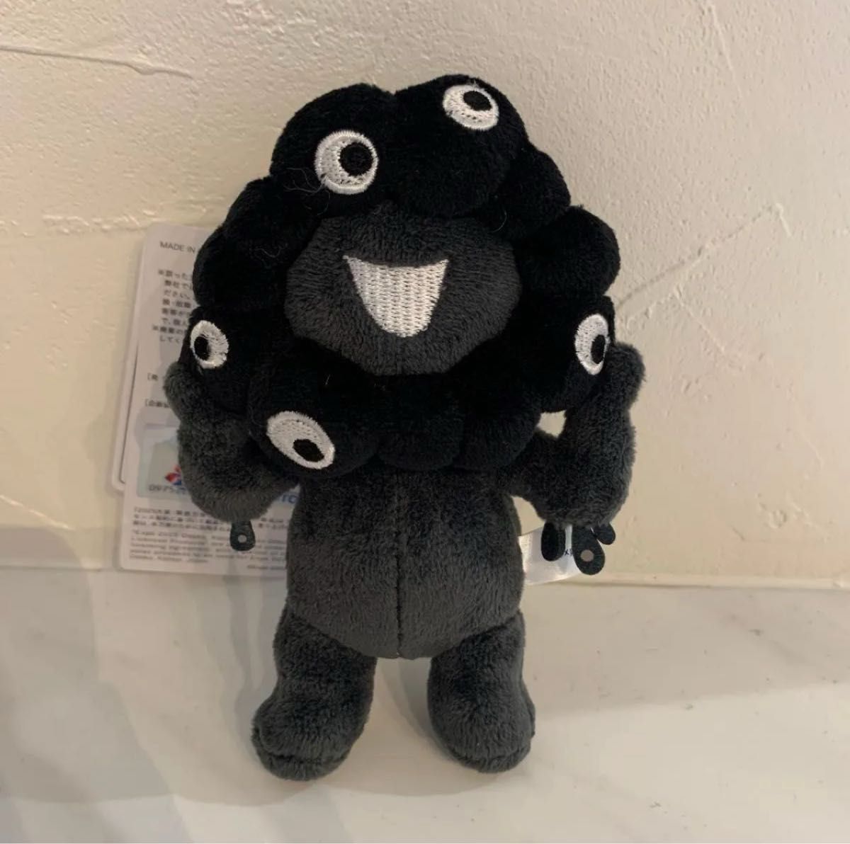 大阪万博 黒ミャクミャク カラビナ付きマスコット ブラック 立ち