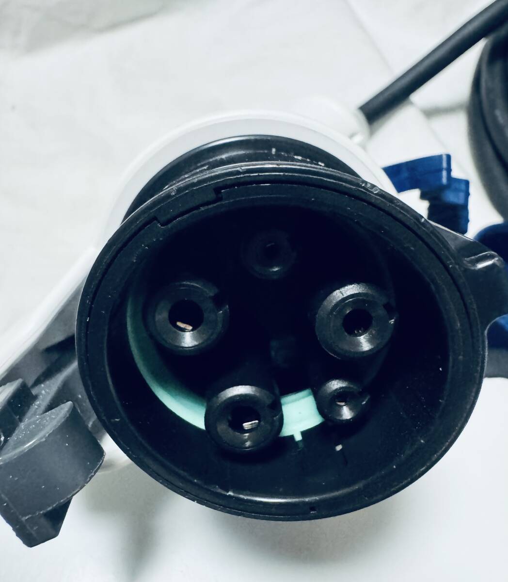 美品 新ロゴタイプ 6WX0A 日産リーフ EV充電ケーブル 新ロゴタイプ