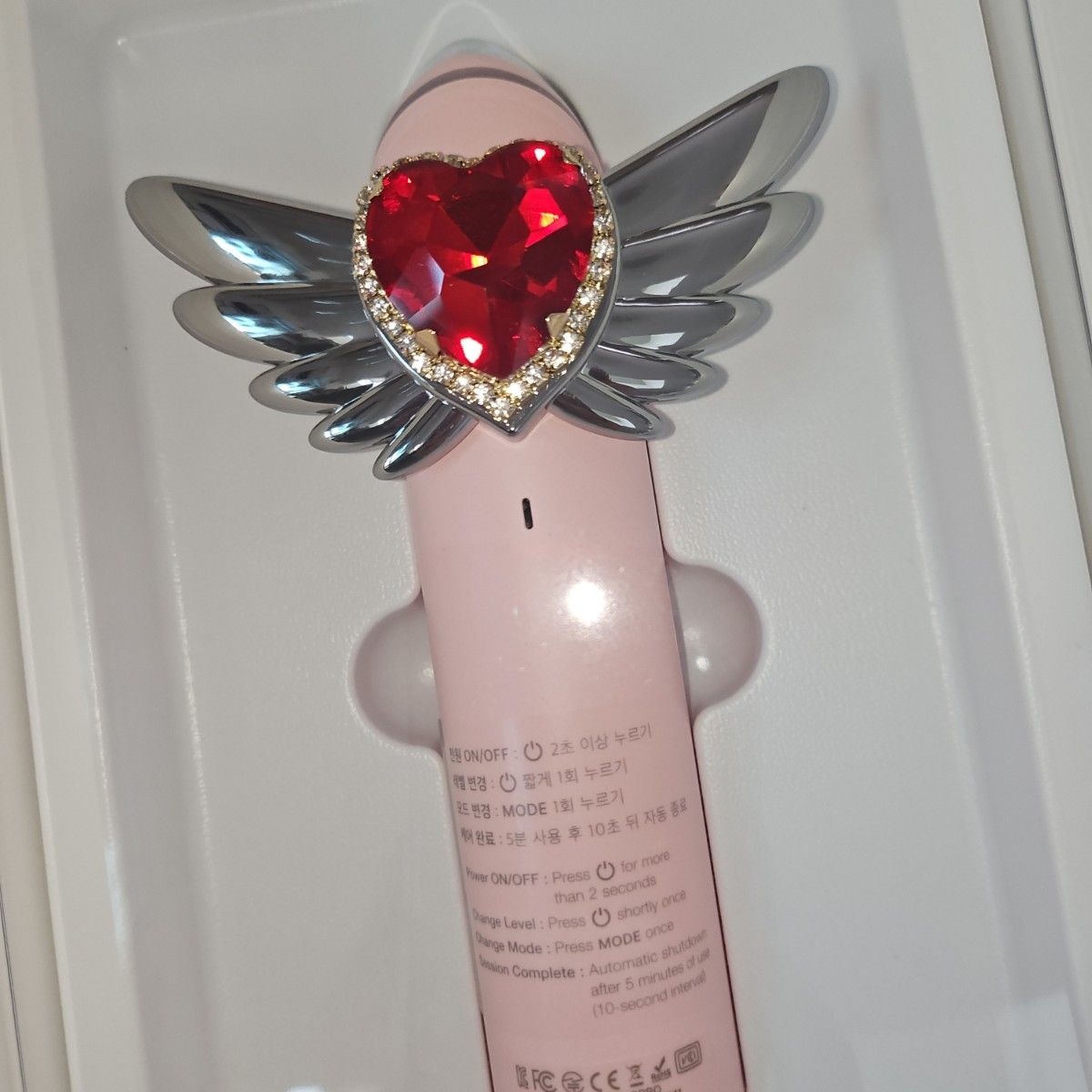 正規品】【新品】入手困難 medicube ブースタープロ 美顔器 エンジェル