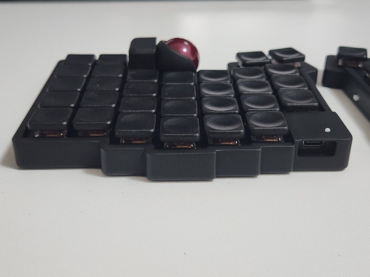 Glove65tb 完成品 低背トラボ ロープロファイル 無線接続 ブラック