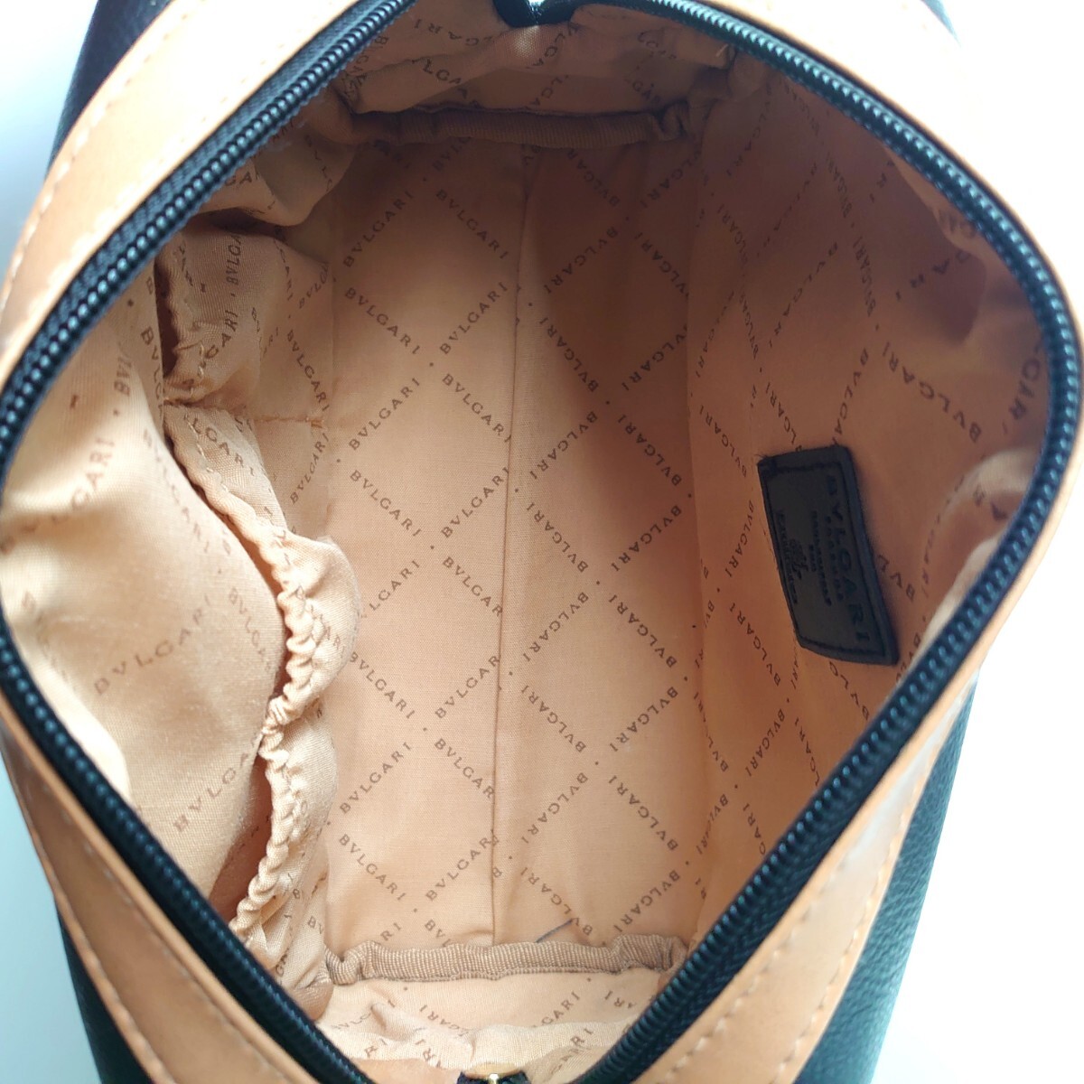 新品 未使用 Emirates エミレーツ航空 First-class ファーストクラス