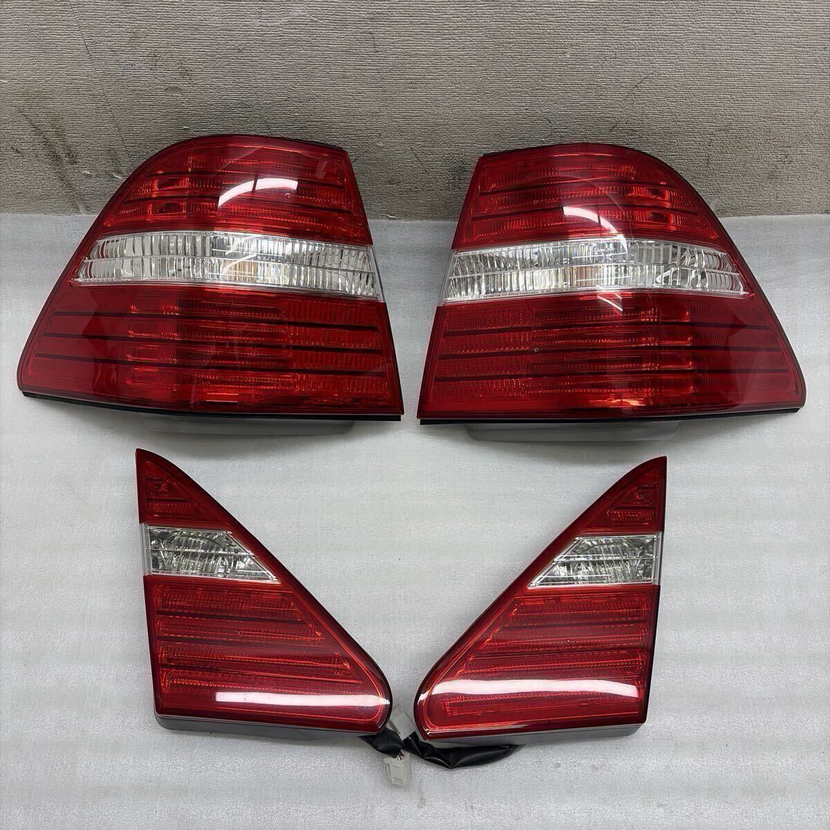 新品+極上 超美品 安心のトヨタ純正 30系 セルシオ 後期 純正LED