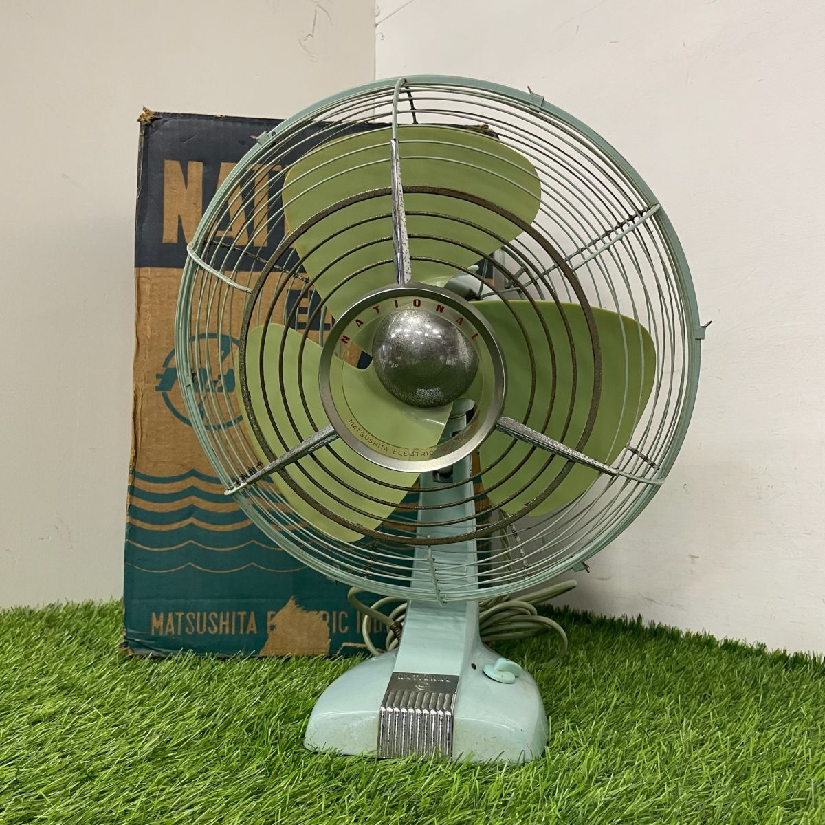△【ジャンク品】NATIONAL ナショナル レトロ 扇風機 ELECTRICFAN F