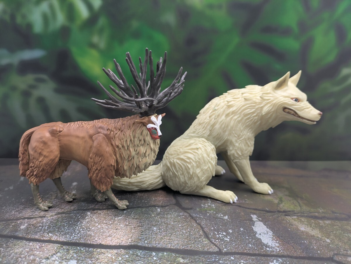 ジブリパーク もののけ姫 モロ シシ神 2種セット フィギュア ジブリ