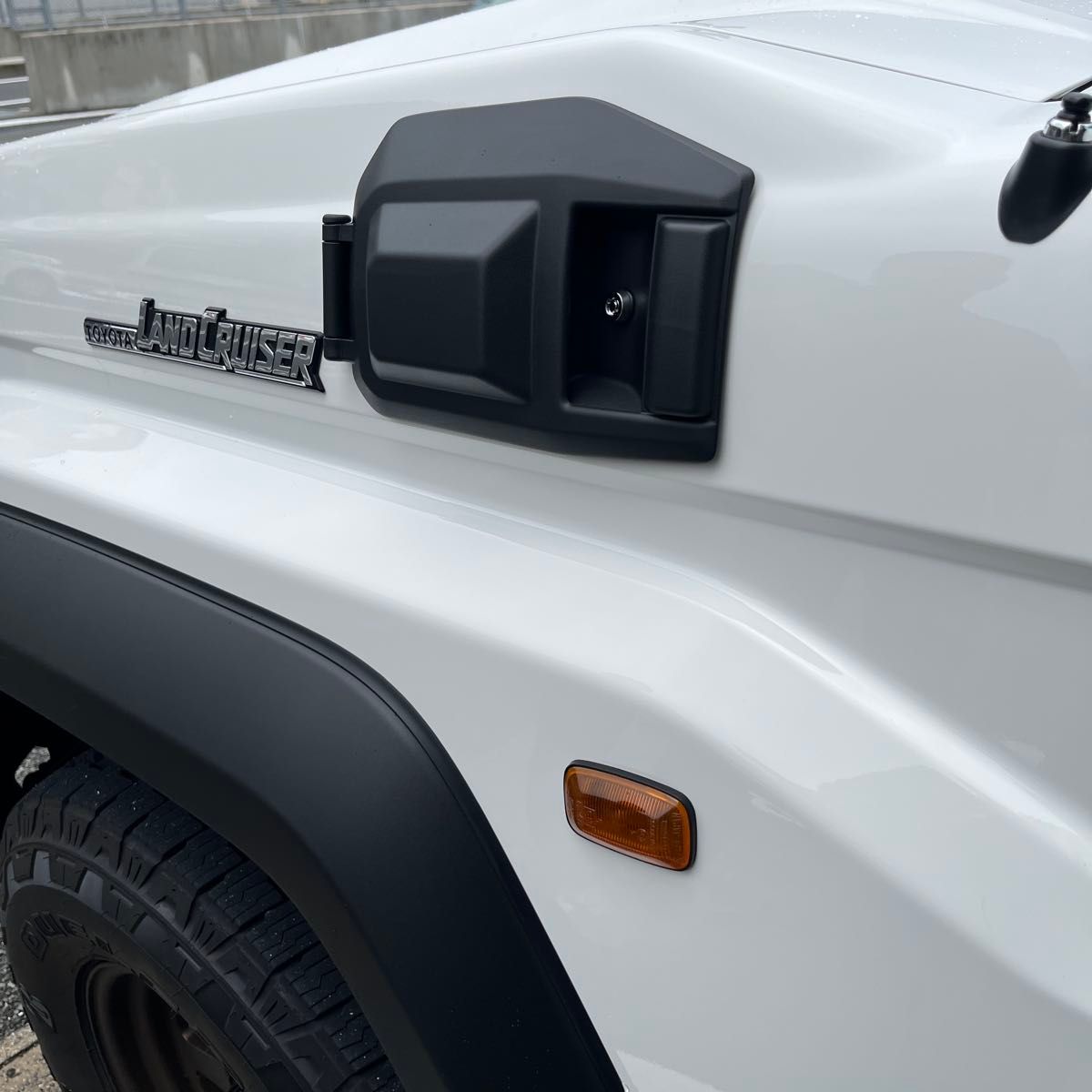 再再販ランクル70 GDJ76 セキュリティキー付リッドカバー 新型70