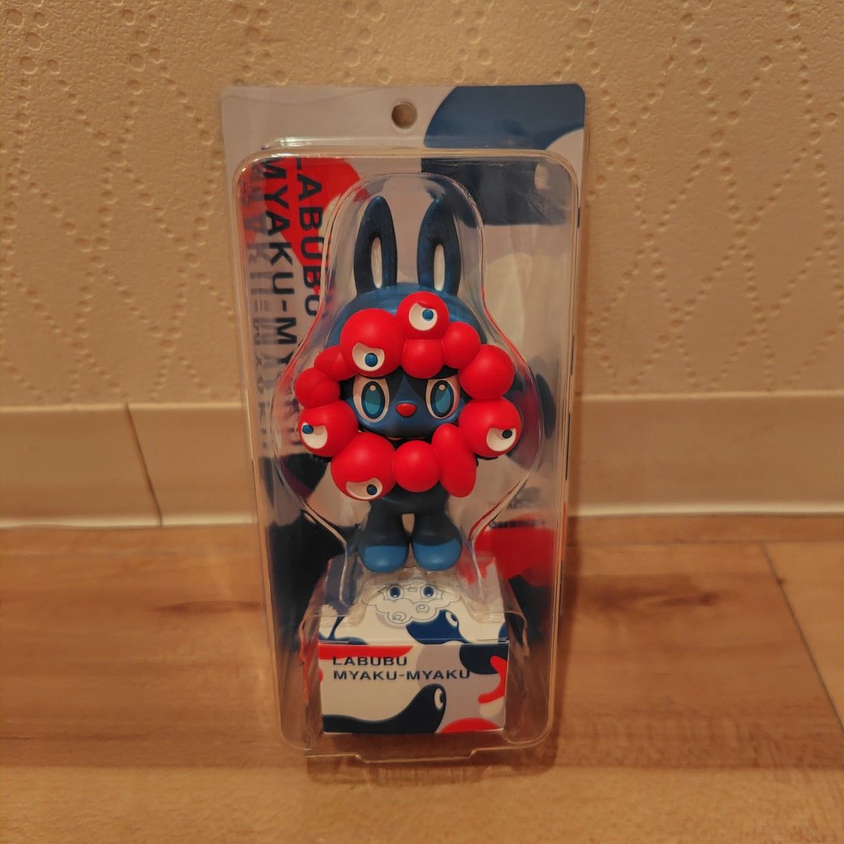 LABUBU MYAKU-MYAKU ストラップ付フィギュア ラブブ ミャクミャク