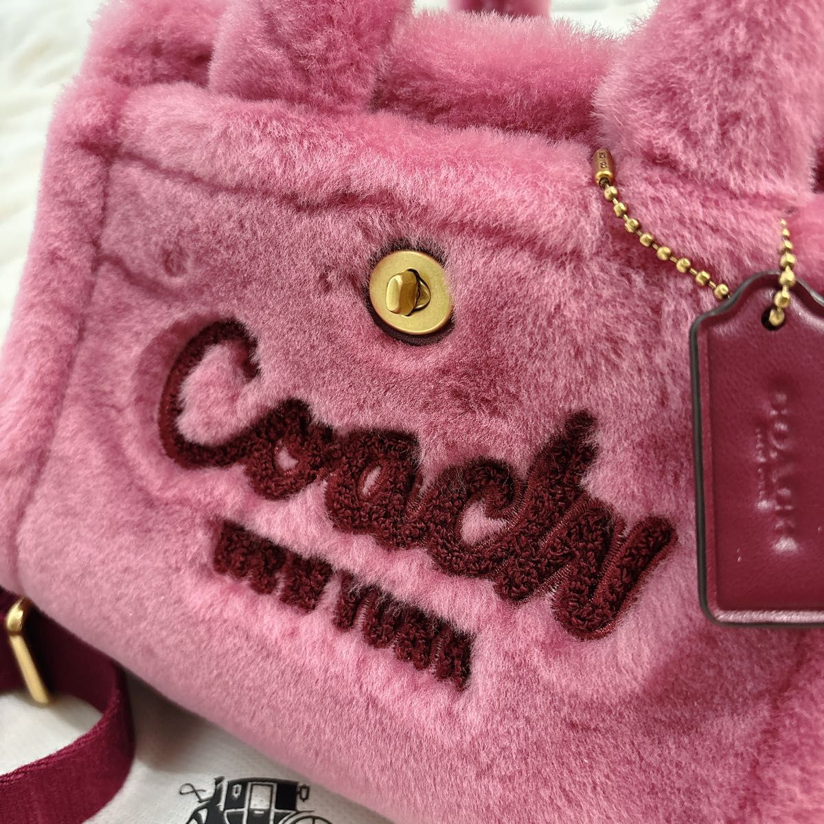 新品未使用】コーチ カーゴ トートバッグ20 シアリング 2WAYファー