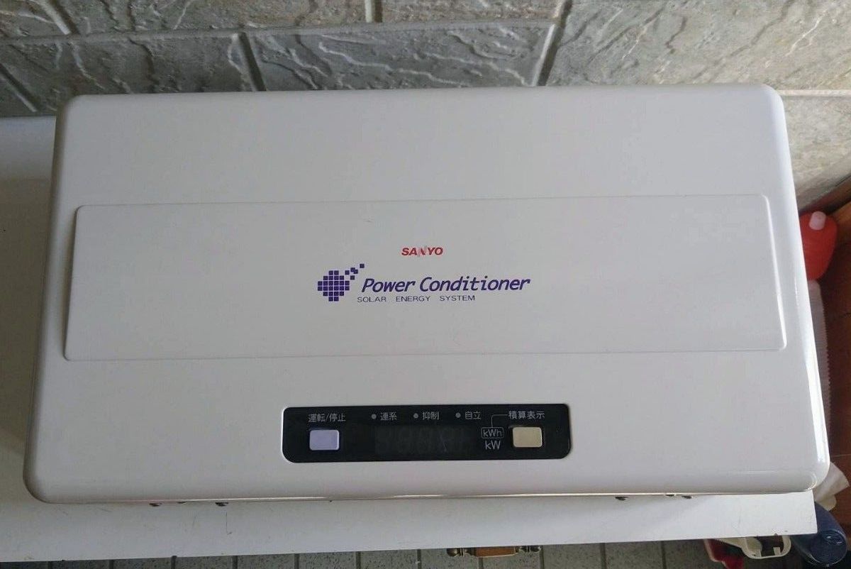 ジャンク SANYO パワーコンディショナー 太陽光発電システム用 SSI